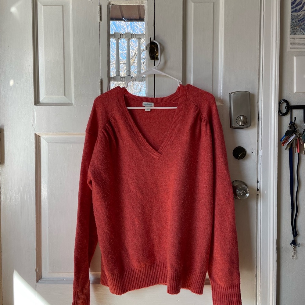 Women's V-Neck Sweater - Red/Pink